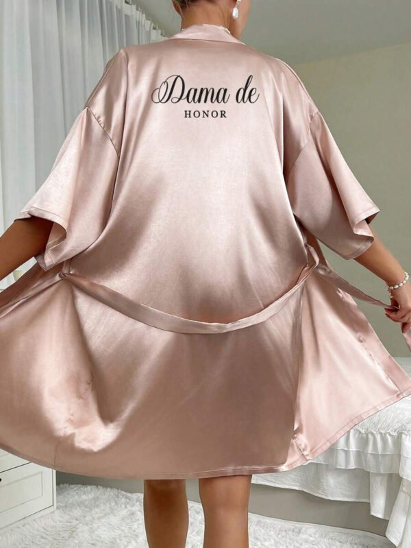 Bata Champagne Steph «Team Bride» + pantuflas + bolso de seda - Imagen 4