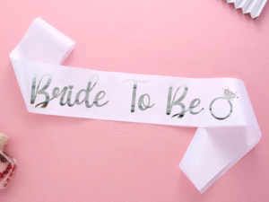 Cintas Bride To Be (Letra Plateada)