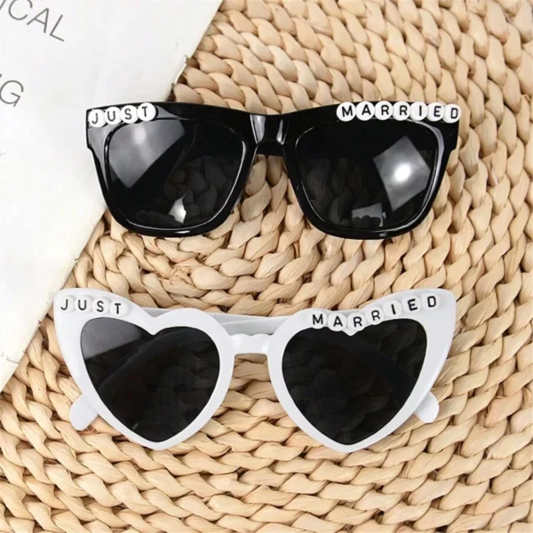 Lentes Just Married
