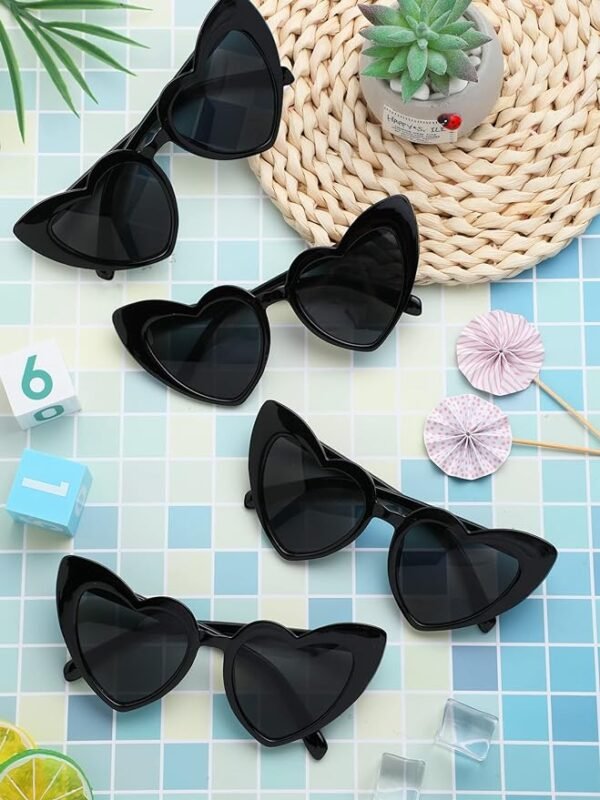 Lentes Negros de Corazón