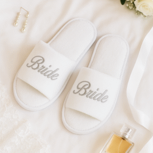 Pantuflas Blancas BridePlateado bordado (cursiva)