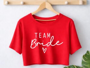Camisa Roja CropTop «Team Bride»